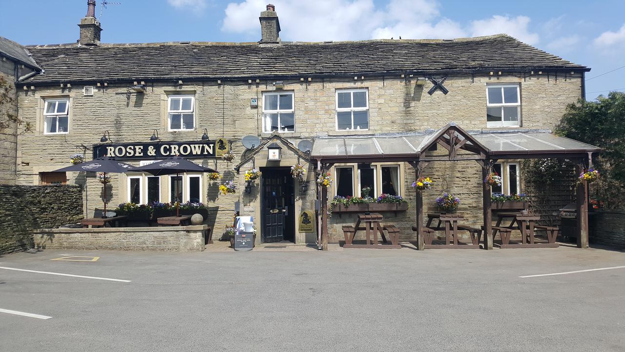 The Rose And Crown 호텔 허더즈필드 외부 사진