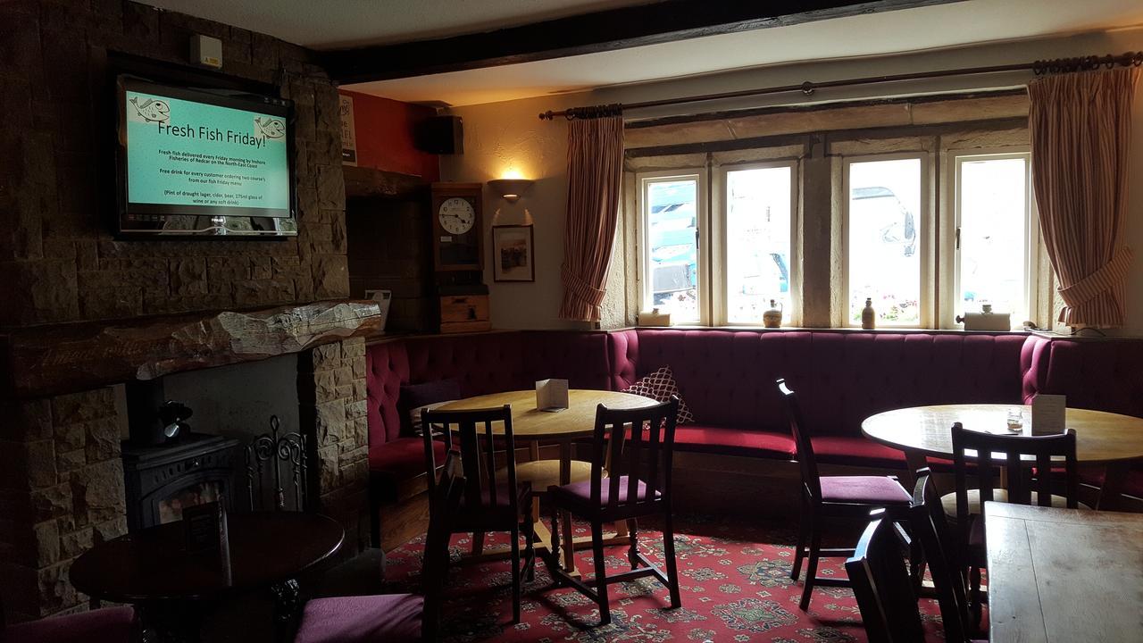 The Rose And Crown 호텔 허더즈필드 외부 사진